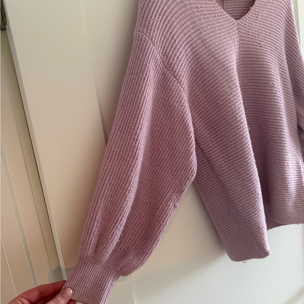 1State Women's lavender V-Neck Sweater - Picture 3 of 4